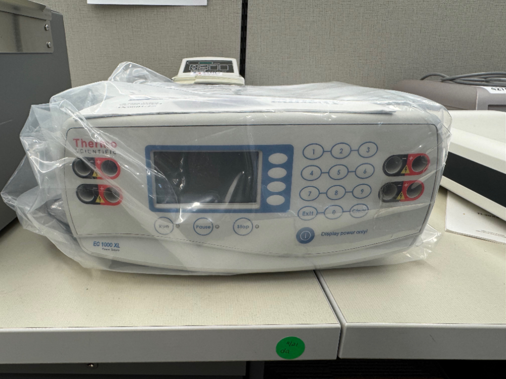 Image of Thermo EC 1000 XL Electrophoresis Power Supply